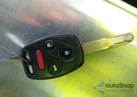 2010 Honda Accord 3.5 Ex-L from USA, damaged, VIN 1HGCS2B82AA005459